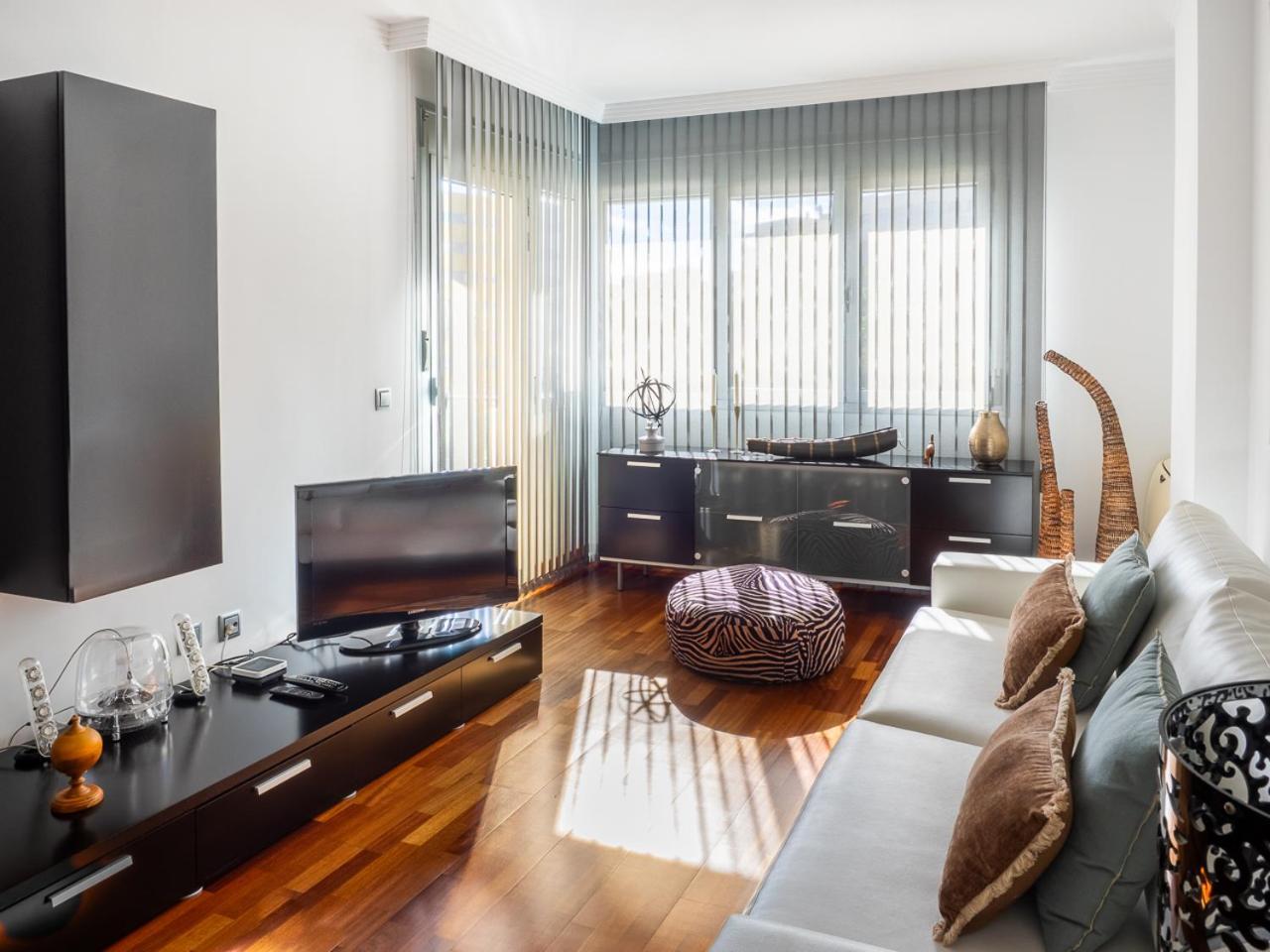 לאס פאלמס דה גראן קנאריה Apartment Abora Garden With Terrace, Pool, Extensive Gardens And Free Parking מראה חיצוני תמונה